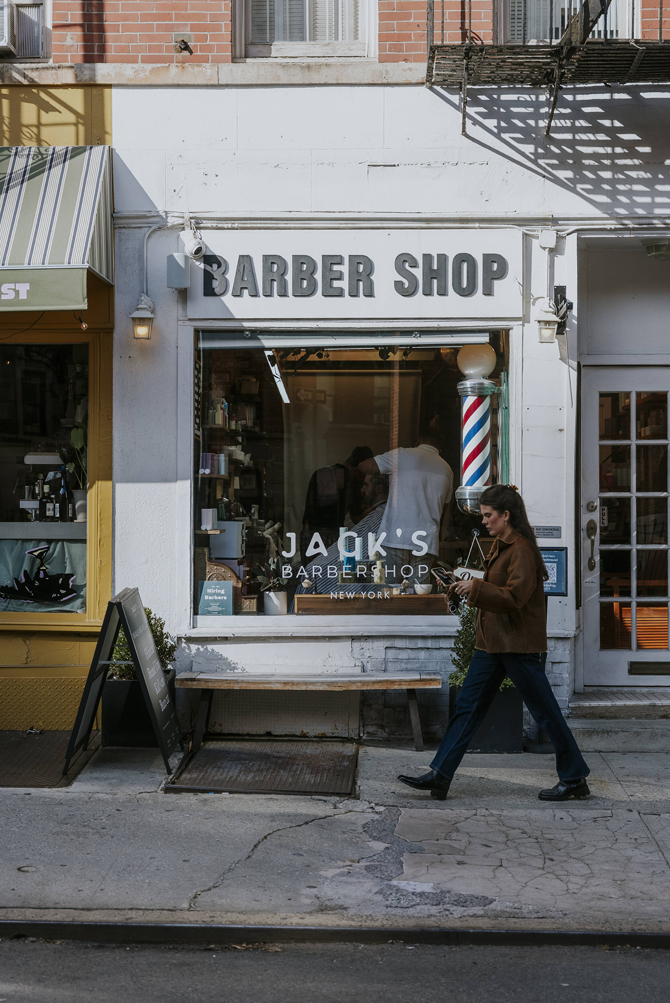 Lucky's Barbershops, image size:2339x3500